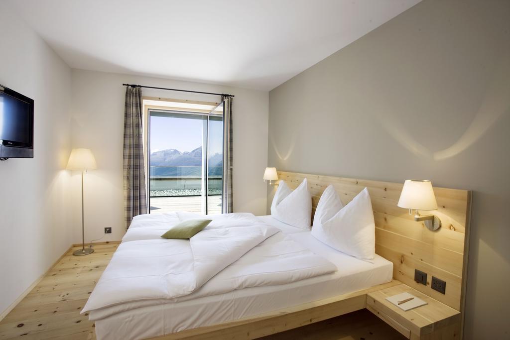Romantik Hotel Muottas Muragl Samedan Bagian luar foto